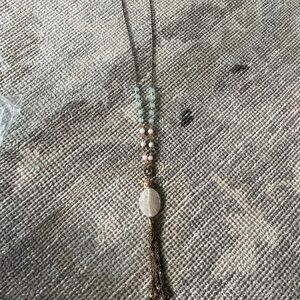 Multicolored pearl and stone tassel necklace in gold